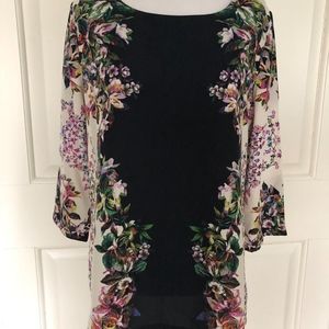 BLACK MULTI FIGURE FLATTERING FLORAL BLOUSE TOP